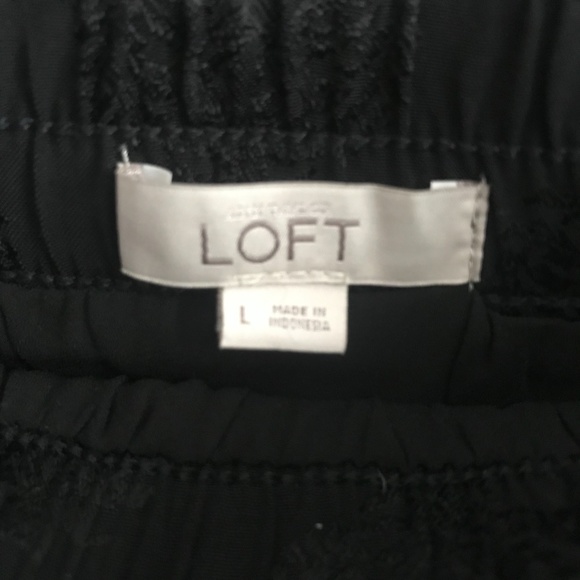 Black Patterned Loft Skirt - Picture 2 of 3